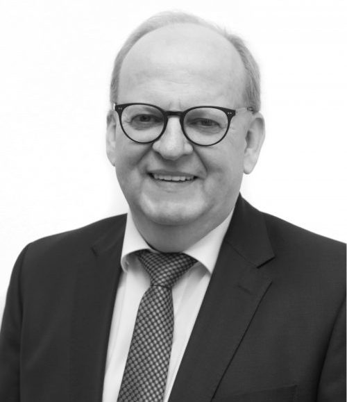 Porträt von Martin Bienstein, Fachanwalt für Familienrecht in Meschede – Ihr Ansprechpartner für Scheidung, Sorgerecht und Unterhalt.